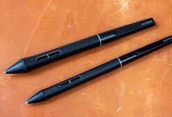 Huion PW550 Battery Free Stylus Pens comes with 10 Free Nibs