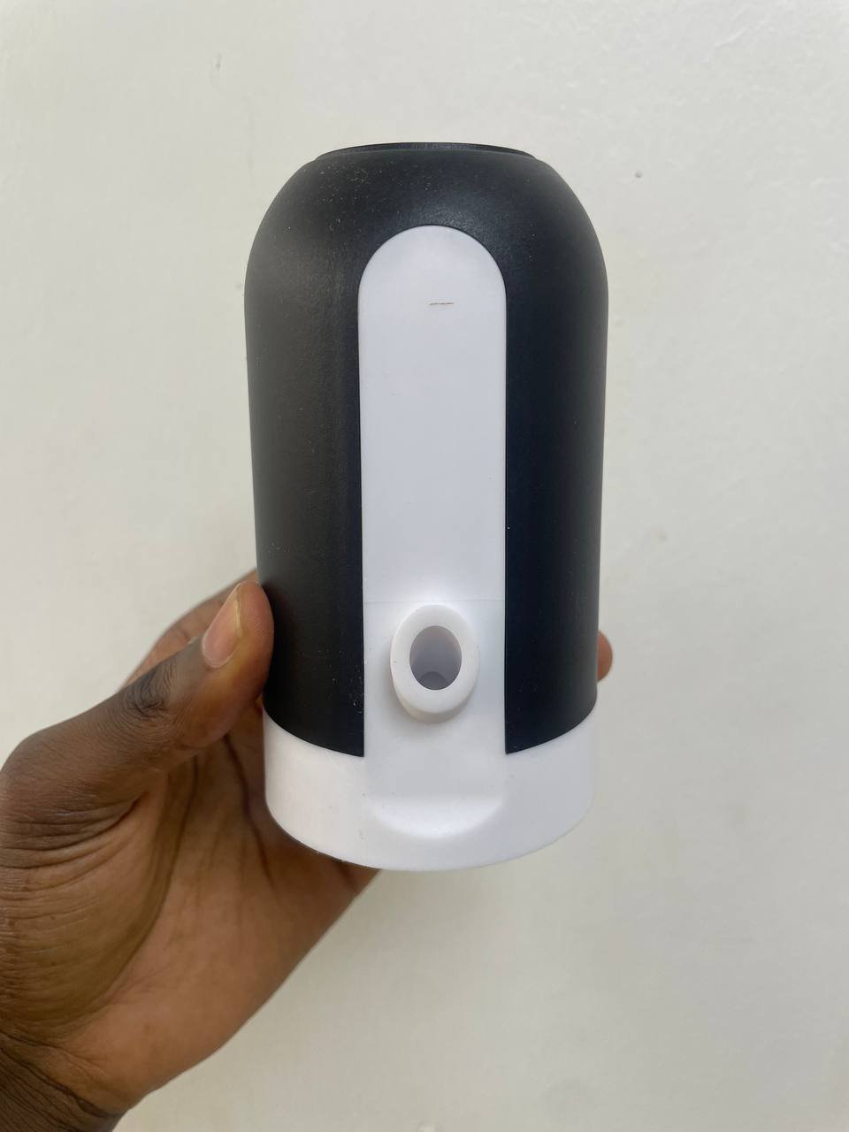 Rechargeable Automatic Water Dispenser 2 Rechargeable Automatic Water Dispenser