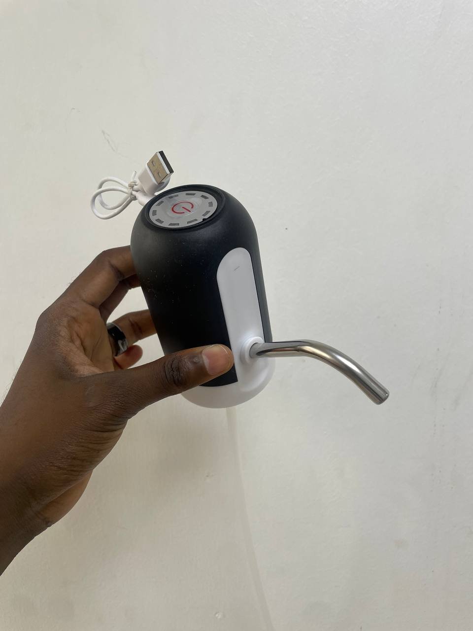 Rechargeable Automatic Water Dispenser 5 Rechargeable Automatic Water Dispenser